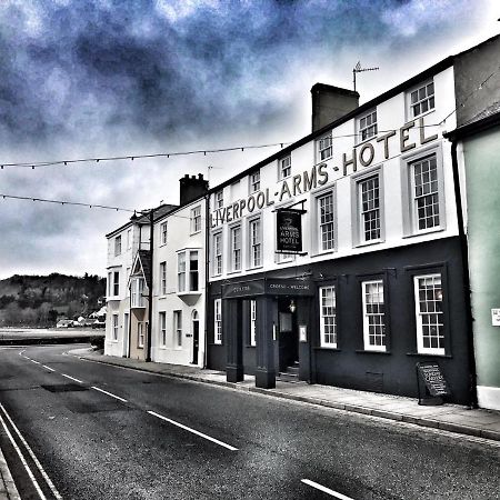 The Liverpool Arms Hotel Beaumaris Bagian luar foto