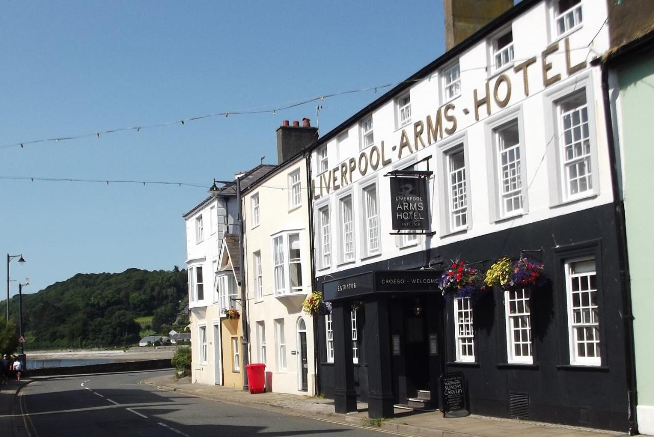 The Liverpool Arms Hotel Beaumaris Bagian luar foto